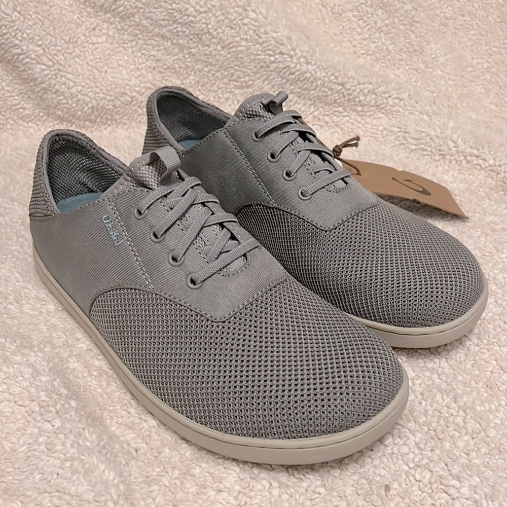 COPY - Men’s size 9 OluKai- Nohea Moku sneakers in sharkskin gray.
